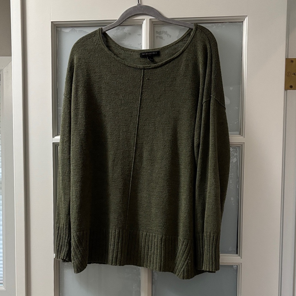Banana Republic Forest Green Crew Neck Sweater